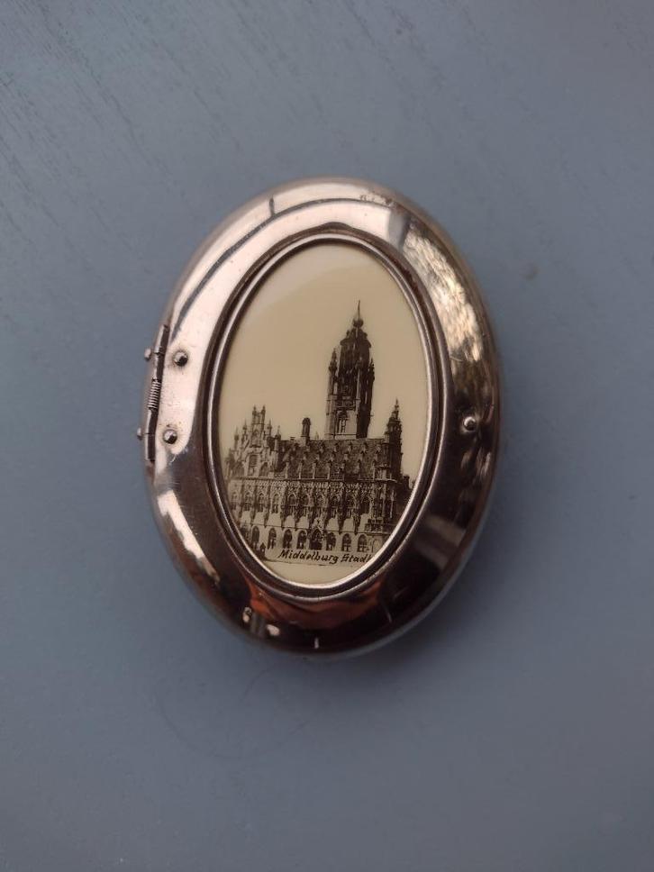 Antiek ovaal  tabaksdoosje, snuifdoosje, Middelburg, Antiek en Kunst, Antiek | Koper en Brons, Koper, Ophalen of Verzenden