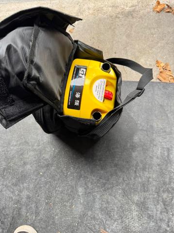 Raptor Automatische Drukpomp – 12V beschikbaar voor biedingen