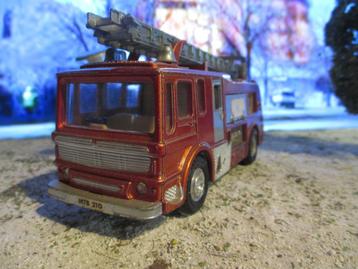 1/43 Merryweather Marquis Fire Tender - Dinky Toys Brandweer beschikbaar voor biedingen