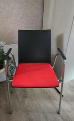 Twee identieke stoelen, Ophalen, Zo goed als nieuw, Twee