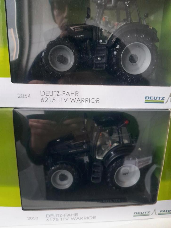 Deutz 6175/6215, Hobby en Vrije tijd, Modelauto's | 1:32, Zo goed als nieuw, Tractor of Landbouw, Ophalen of Verzenden