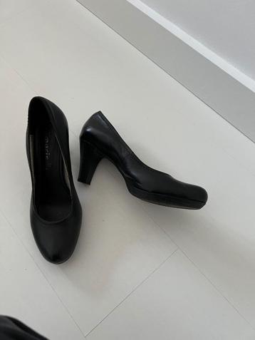 Pumps zwart Tamaris mt 39 beschikbaar voor biedingen