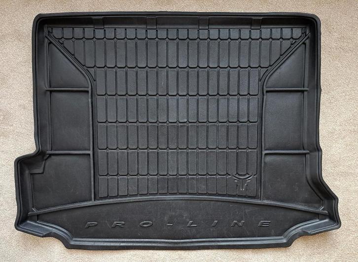 Kofferbakmat voor Volvo V60, Auto diversen, Kofferbakmatten, Zo goed als nieuw, Ophalen