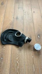 Nieuw: zwart rubberen gasmasker met filter, Ophalen of Verzenden, Landmacht, Nederland, Overige typen