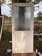 8 ramen en 2 deuren (hout) met hr++ glas, Doe-het-zelf en Verbouw, Kozijnen en Schuifpuien, Gebruikt, Raamkozijn, Inclusief glas