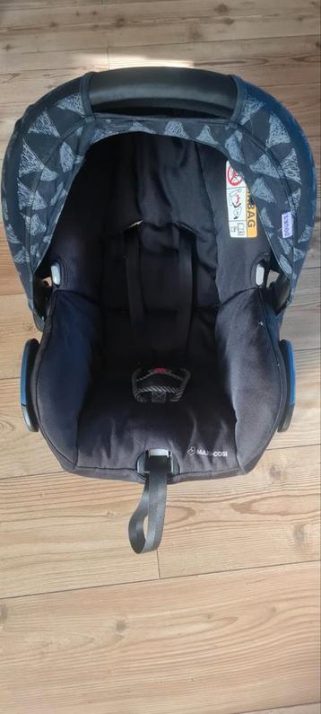 Maxi cosi autostoel beschikbaar voor biedingen