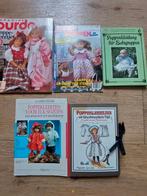 5 mooie boekje met patronen voor poppenkleding, Ophalen of Verzenden, Zo goed als nieuw