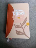 VrouwenBijbel te koop, Nieuw, Ophalen of Verzenden, Christendom | Protestants, Diverse auteurs