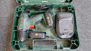 2 accu en lader, Bosch psr 14,4 li2, machine is defect! beschikbaar voor biedingen