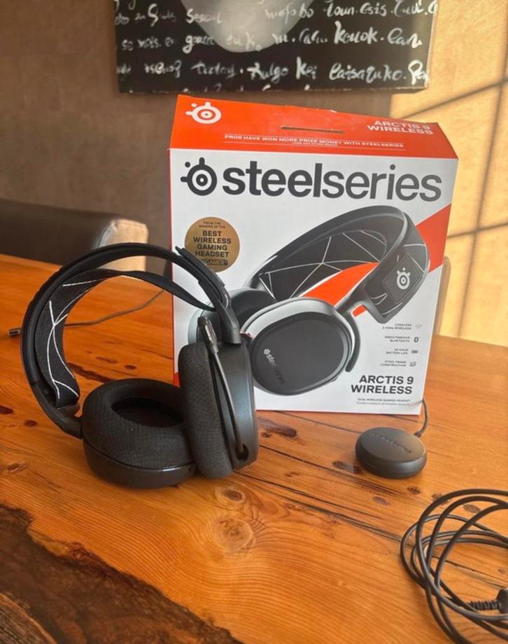 Steelseries arctis 9, Computers en Software, Headsets, Zo goed als nieuw, Draadloos, Gaming headset, Ophalen of Verzenden