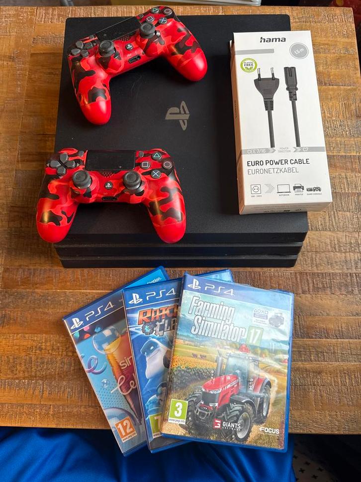PS4 Pro + 2 Controllers + 3 Games, Spelcomputers en Games, Spelcomputers | Sony PlayStation 4, Gebruikt, Pro, 1 TB, Met 2 controllers