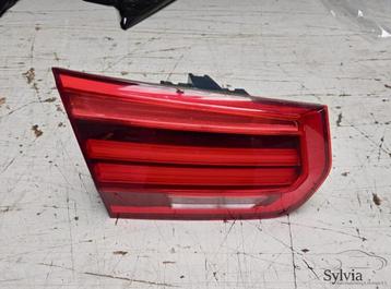 Achterlicht links binnen op klep BMW 3 Serie F30 F31 F80 LCi beschikbaar voor biedingen