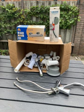 sanitair onderdelen beschikbaar voor biedingen