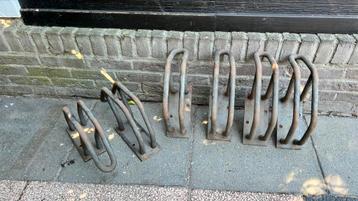 Fietsenrek muurbeugel – 6 stuks – staal – 40x10x21 cm beschikbaar voor biedingen