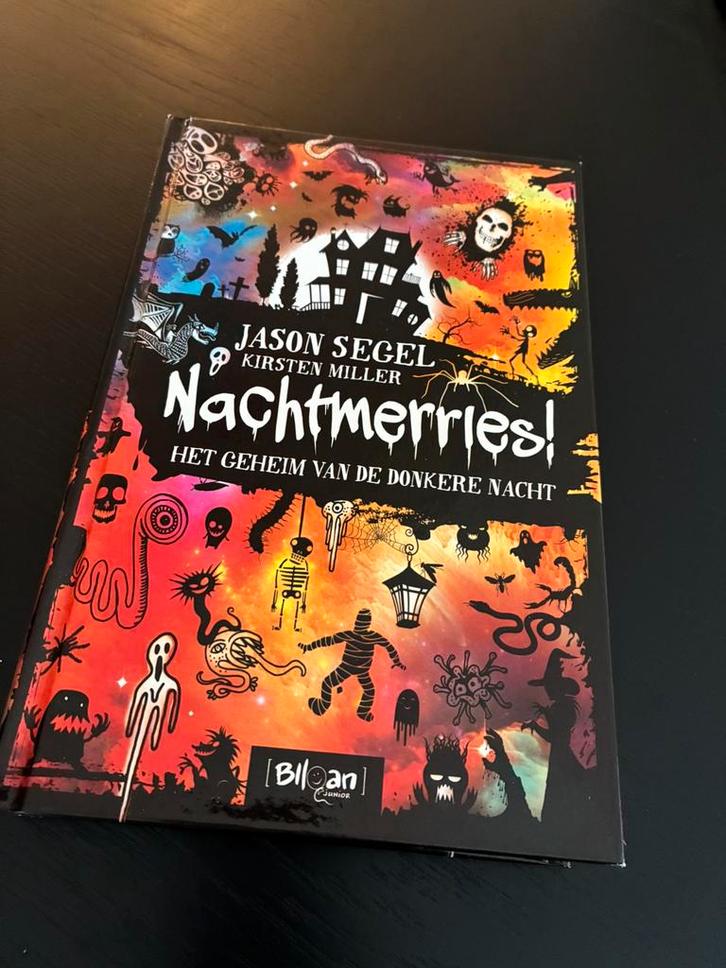 Jason Segel - Nachtmerries Het geheim van de donkere nacht, Boeken, Kinderboeken | Jeugd | 10 tot 12 jaar, Zo goed als nieuw, Ophalen of Verzenden