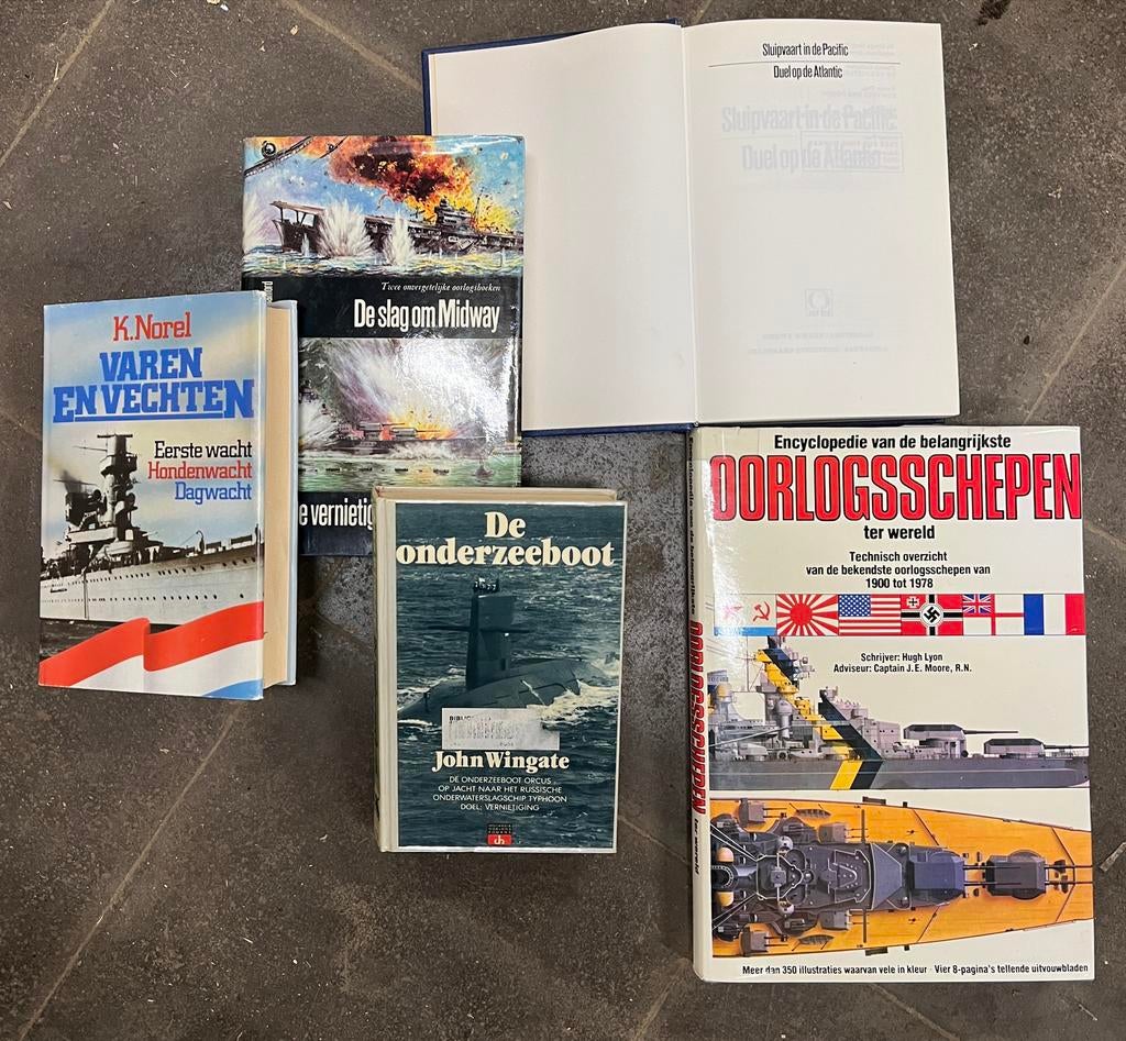 WWII Boeken - Strijd op en onder water, Boeken, Ophalen of Verzenden, Tweede Wereldoorlog, Gelezen, Marine