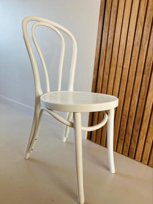 IKEA ÖLGA bistrostoel – wit, Huis en Inrichting, Stoelen, Ophalen