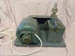 laboratorium vacuüm pomp en compressor., Ophalen of Verzenden