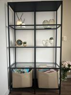 IKEA vittsjo wandkast/vitrinekast in nette staat, Huis en Inrichting, Kasten | Stellingkasten, Ophalen, Gebruikt