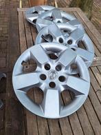 Set wieldoppen Nissan, 16 inch, origineel., Gebruikt, Ophalen of Verzenden