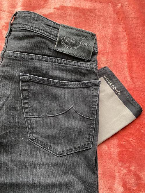Originele Jacob Cohen broek maat 37, Kleding | Dames, Spijkerbroeken en Jeans, Zo goed als nieuw, Overige jeansmaten, Zwart, Ophalen of Verzenden