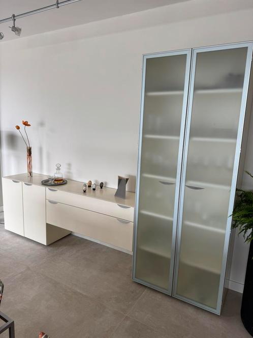 Interlübke 4 delig wandmeubel, crème met aluminium grepen, Huis en Inrichting, Kasten | Wandmeubels, Gebruikt, 200 cm of meer