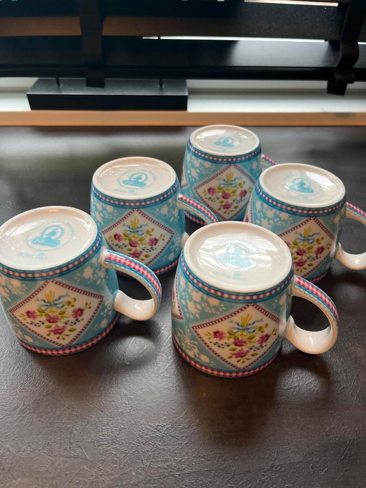 Pip Studio Mokken Set van 5 Bloemenmotief Blauw Geruit, Antiek en Kunst, Antiek | Servies los, Ophalen of Verzenden