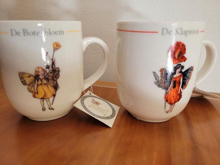Flower Fairies Mokken - Boterbloem & Klaproos (Estate of CMB, Huis en Inrichting, Keuken | Servies, Zo goed als nieuw, Kop(pen) en/of Schotel(s)