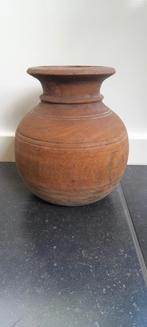 Nepalese kruik / pot, Huis en Inrichting, Woonaccessoires | Vazen, Minder dan 50 cm, Ophalen of Verzenden, Overige kleuren