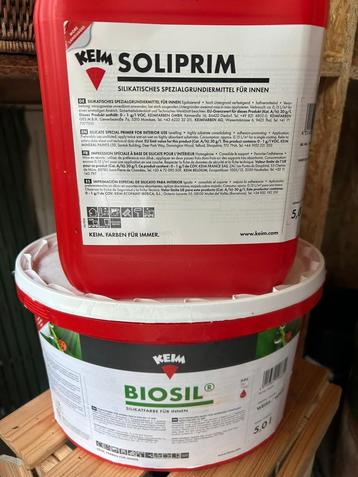 Ecologische mineraalverf en primer beschikbaar voor biedingen