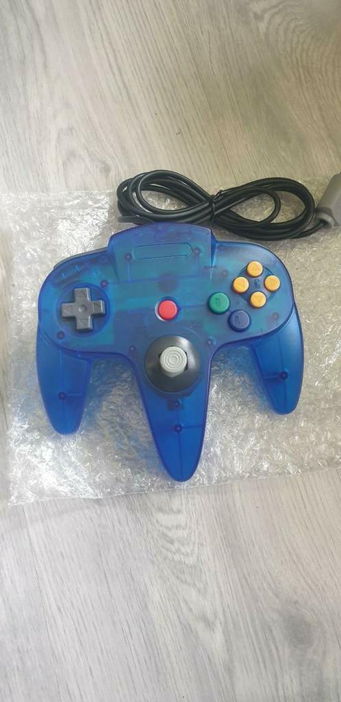 Controller voor de n64...nieuw in doos.., Spelcomputers en Games, Games | Nintendo 64, Nieuw, Overige genres, 1 speler, Vanaf 3 jaar