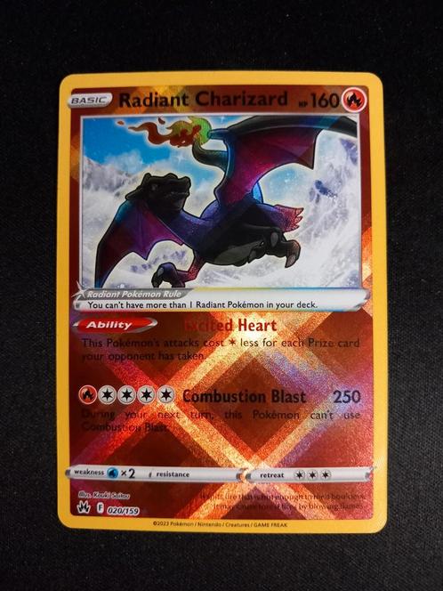 Radiant Charizard 020/159 Crown Zenith Radiant Rare NM, Hobby en Vrije tijd, Verzamelkaartspellen | Pokémon, Zo goed als nieuw