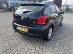 Volkswagen Polo 1.4 16V FSI 63KW 2011 Zwart, Voorwielaandrijving, 970 kg, Stof, 40 €/maand
