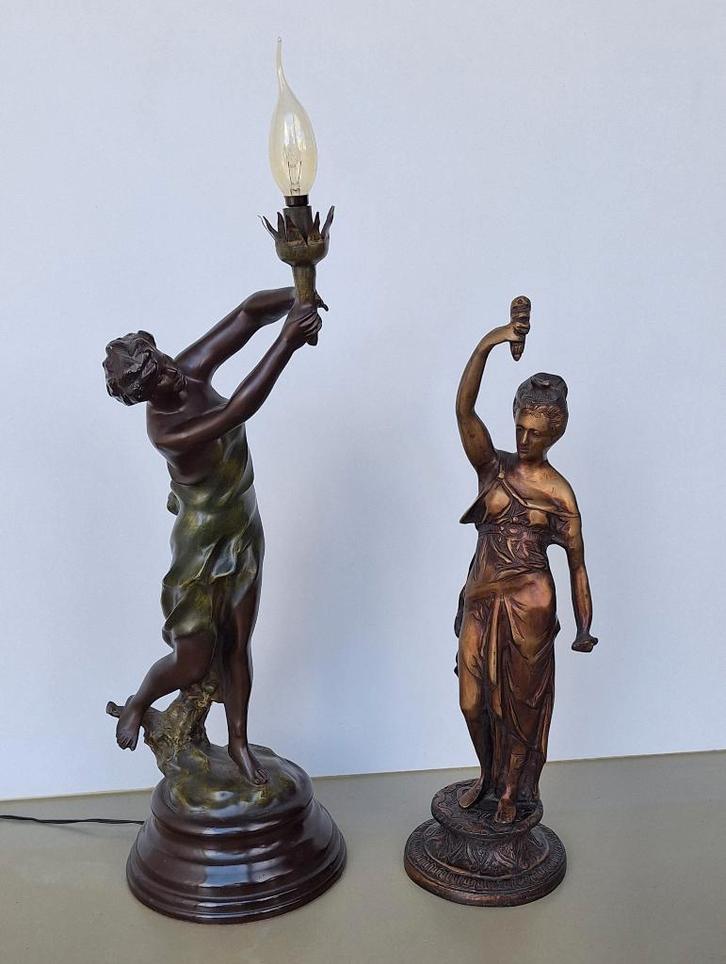 vintage antiek standbeeld Griekse godin Hestia lamp en Hera, Antiek en Kunst, Kunst | Beelden en Houtsnijwerken, Ophalen of Verzenden