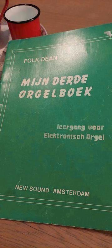 FOLK DEAN MIJN DERDE ORGEL-LES - BOEK beschikbaar voor biedingen