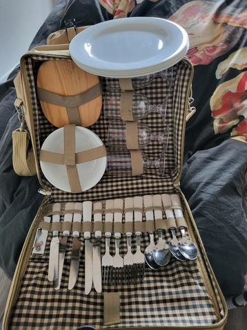 Picknicktas met koelvak - zo goed als nieuw! beschikbaar voor biedingen