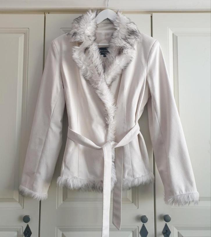 Mooie tussendoor jas!, Kleding | Dames, Jassen | Winter, Zo goed als nieuw, Maat 38/40 (M), Wit, Ophalen of Verzenden