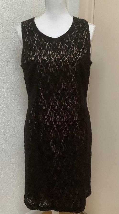 Bruiloft? Feestje? Beeldig kanten jurkje maat 38, Kleding | Dames, Jurken, Zo goed als nieuw, Maat 38/40 (M), Zwart, Boven de knie