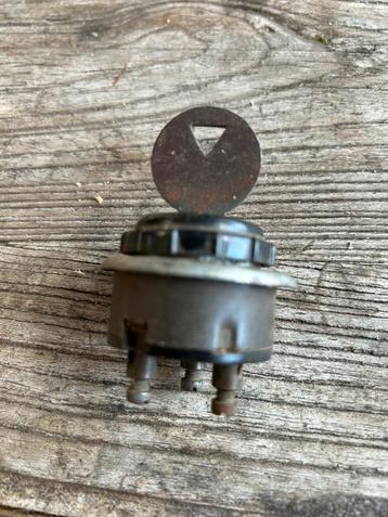 Auto contactslot oldtimer Bosch SSH4L12Z beschikbaar voor biedingen