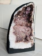 Amethist geode / kathedraal 22 kg & 42 cm hoog, Verzamelen, Ophalen, Mineraal