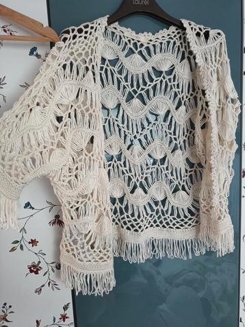 Esprit Boho Ibiza Vest beschikbaar voor biedingen