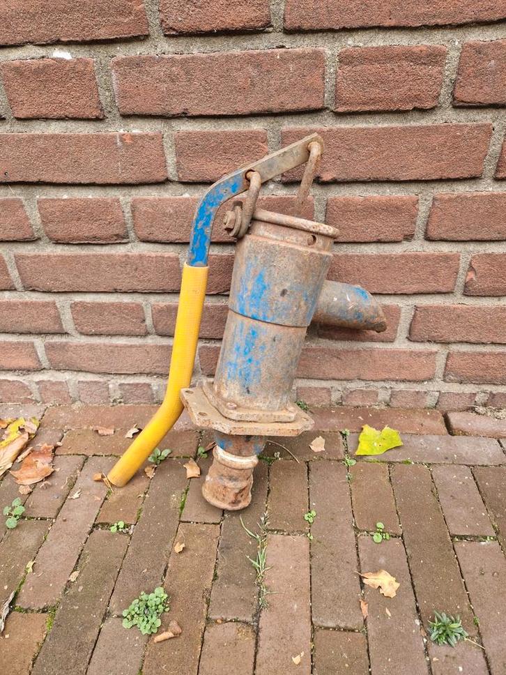 Oude Handpomp - Tuindecoratie, Tuin en Terras, Waterpompen, Gebruikt, Handmatig, Overige typen, Ophalen