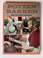 Boek Pottenbakken, Ophalen of Verzenden, Zo goed als nieuw