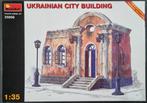 MiniArt 1:35 #35006 Ukrainian City Building, Ophalen of Verzenden, Nieuw, 1:35 tot 1:50, Diorama