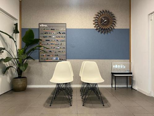 Vitra | Eames | DSR (2024!!) | Cotton white, Huis en Inrichting, Stoelen, Zo goed als nieuw, Vier, Kunststof, Wit, Ophalen of Verzenden