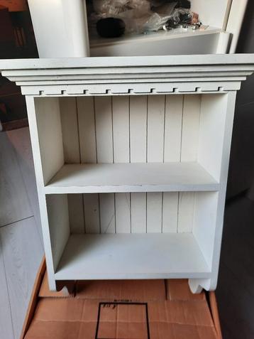 Wandrek: rustiek, brocant voor keuken of hal beschikbaar voor biedingen