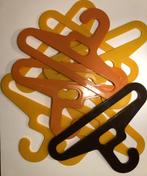 Pop-art kledinghangers, vintage design, Kleding | Dames, Ophalen of Verzenden, Zo goed als nieuw, Kunststof, Kinderen en Volwassenen