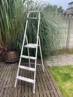 Huishoudtrap - 4 Treden, Doe-het-zelf en Verbouw, Ladders en Trappen, Ophalen, Gebruikt, Trap, Opvouwbaar of Inschuifbaar