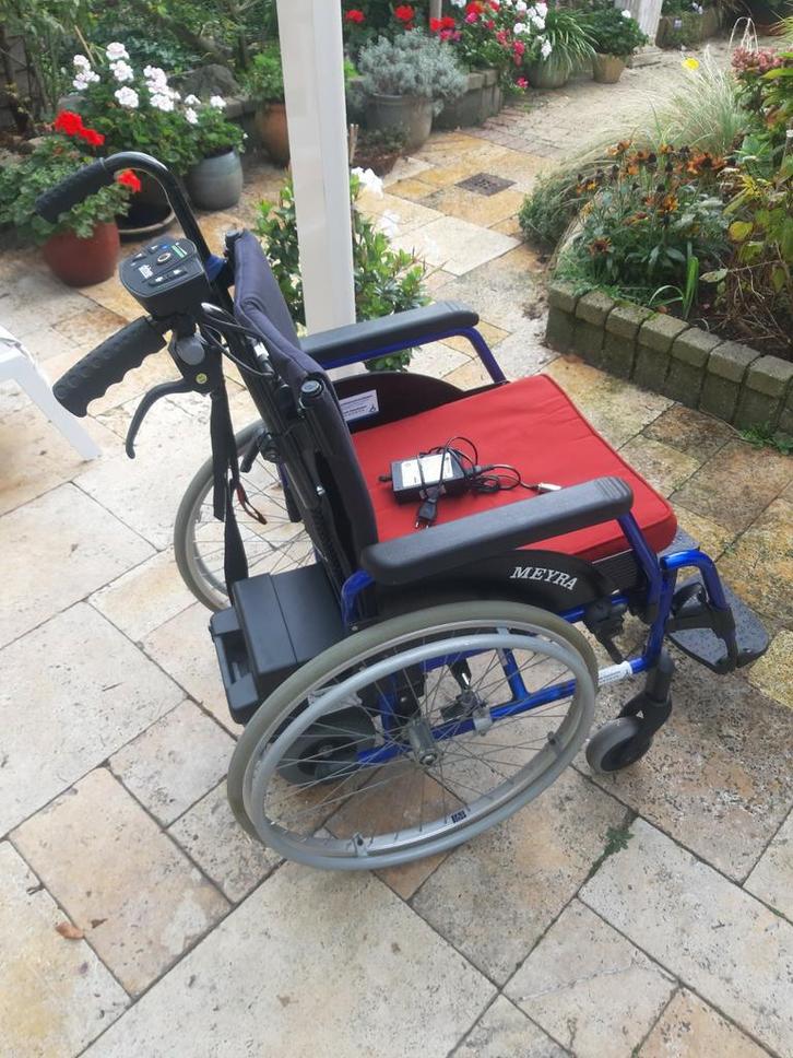 Rolstoel met duwondersteuner, Diversen, Rolstoelen, Zo goed als nieuw, Duwrolstoel, Ophalen