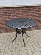 Te koop smeedijzer tafeltje , ( moet opnieuw geverfd worden, Tuin en Terras, Tuintafels, Ophalen, Gebruikt, Rond, Metaal